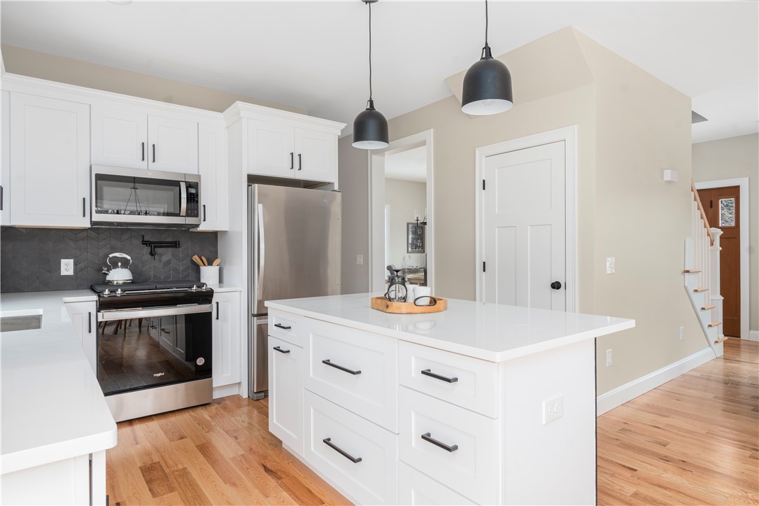 81 Ninigret Road Narragansett, RI 02882 - Photo 8 of 29