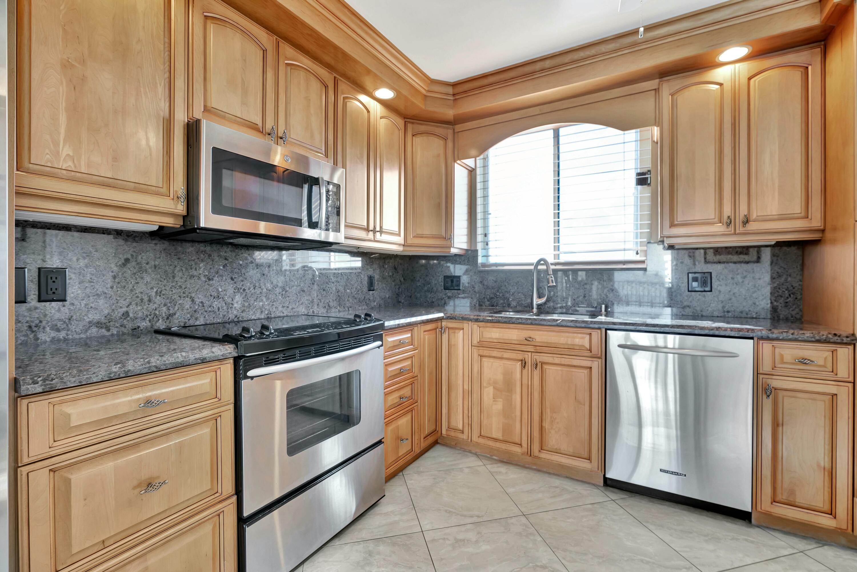 100 Ocean Trail Way, Unit 1201 Jupiter, FL 33477 - Photo 12 of 61 Kitchen