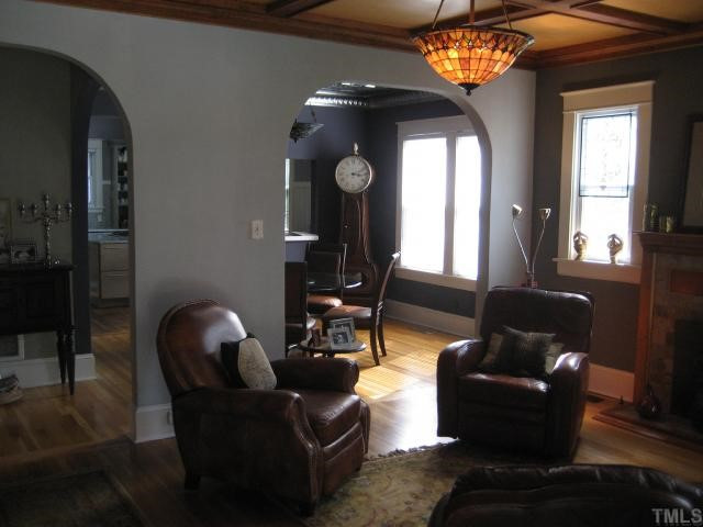 205 West Aycock Street Raleigh, NC 27608 - Photo 4 of 12 Three wonderful archways opening one room to the other.