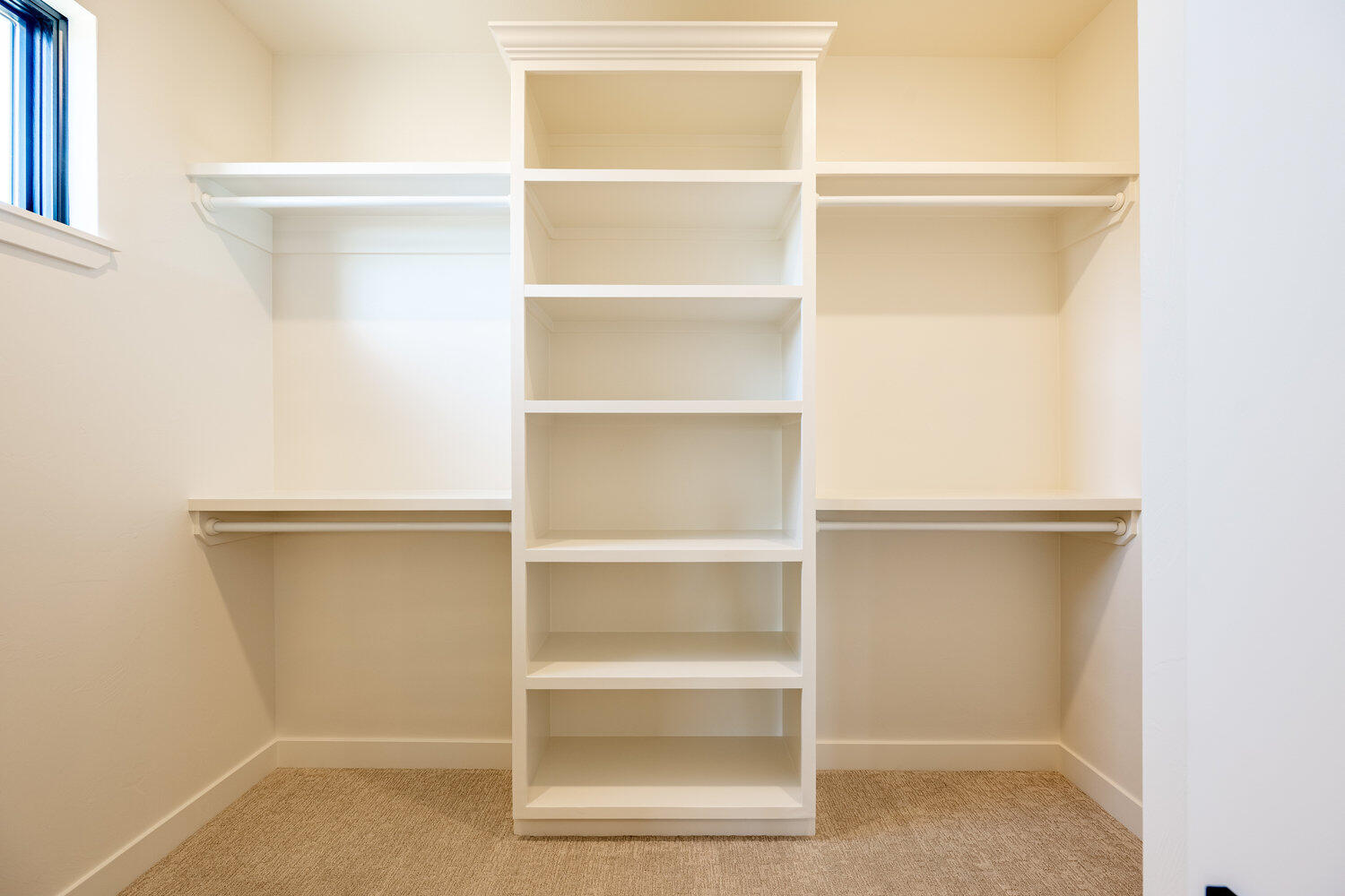 21 Wishbone Way Sheridan, WY 82801 - Photo 34 of 52 master closet