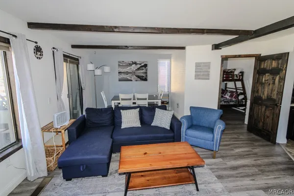 $1,600 | 760 Blue Jay Road, Unit 10, Big Bear Lake, CA 92315