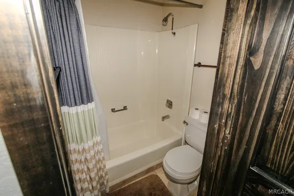 $1,600 | 760 Blue Jay Road, Unit 10, Big Bear Lake, CA 92315