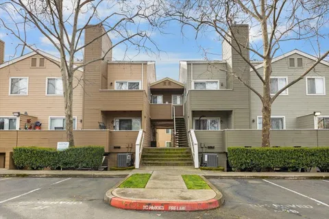 $240,000 | 1019 Dornajo Way, Unit 225, Sacramento, CA 95825