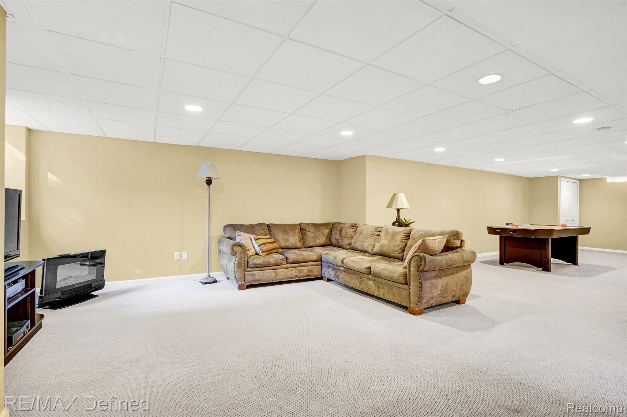 3260 Fulham Drive Rochester, MI 48309 - Photo 33 of 42 Gallery Image 33