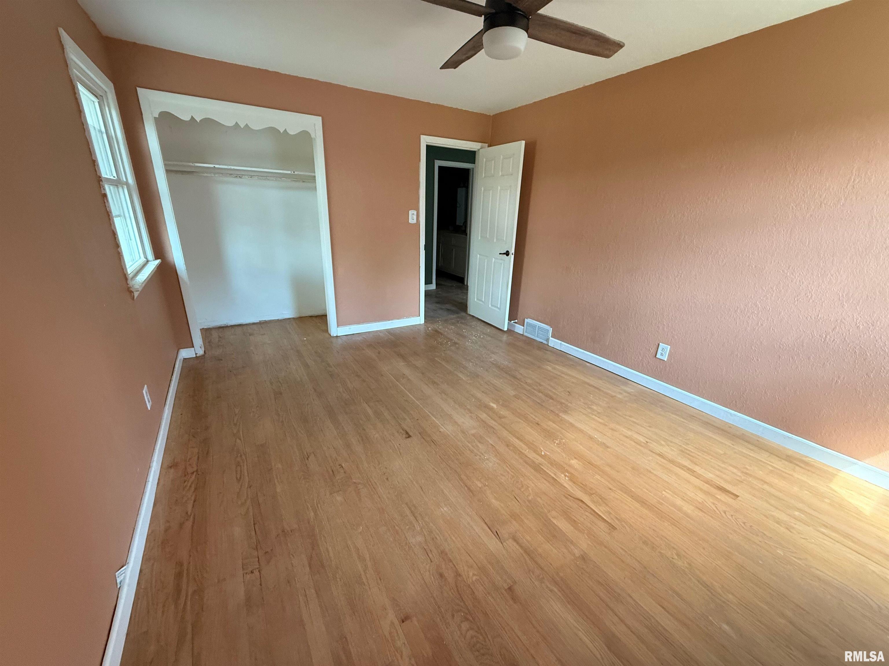 1951 East Florida Court Decatur, IL 62521 - Photo 11 of 35 Gallery Image 11