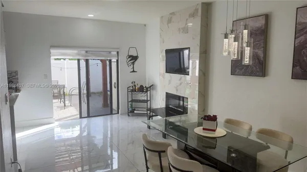 $3,000 | 3318 West 106th Terrace, Hialeah, FL 33018