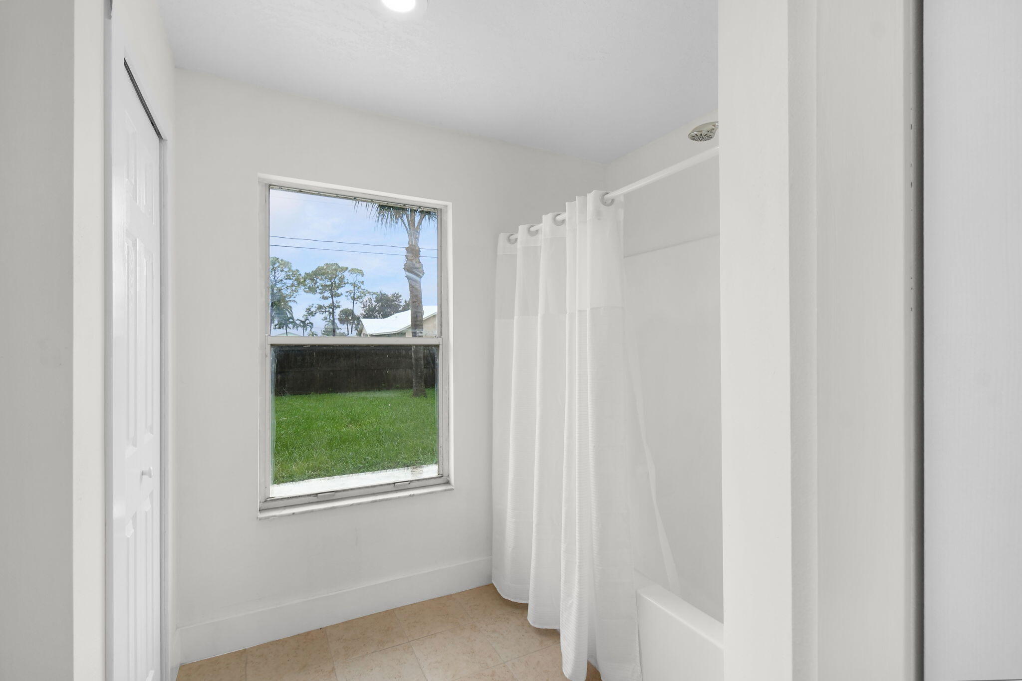 526 Southwest Dairy Road Port St. Lucie, FL 34953 - Photo 21 of 38 28-web-or-mls-750_7990