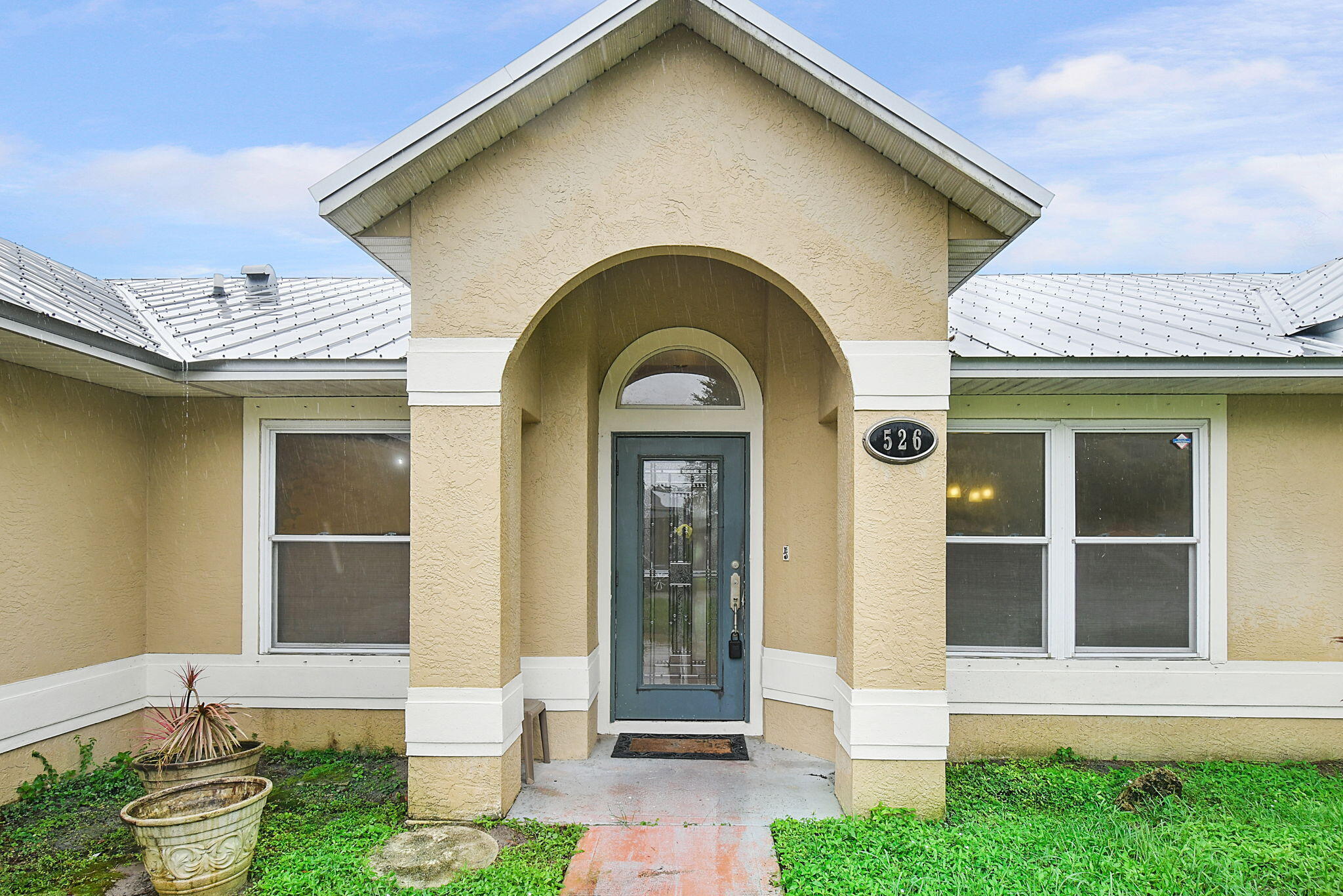 526 Southwest Dairy Road Port St. Lucie, FL 34953 - Photo 3 of 38 3-web-or-mls-750_7855