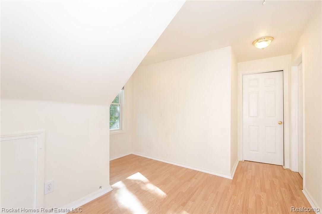 17301 Waterloo Road Chelsea, MI 48118 - Photo 19 of 28 030-Hallway-4961017-medium.jpg