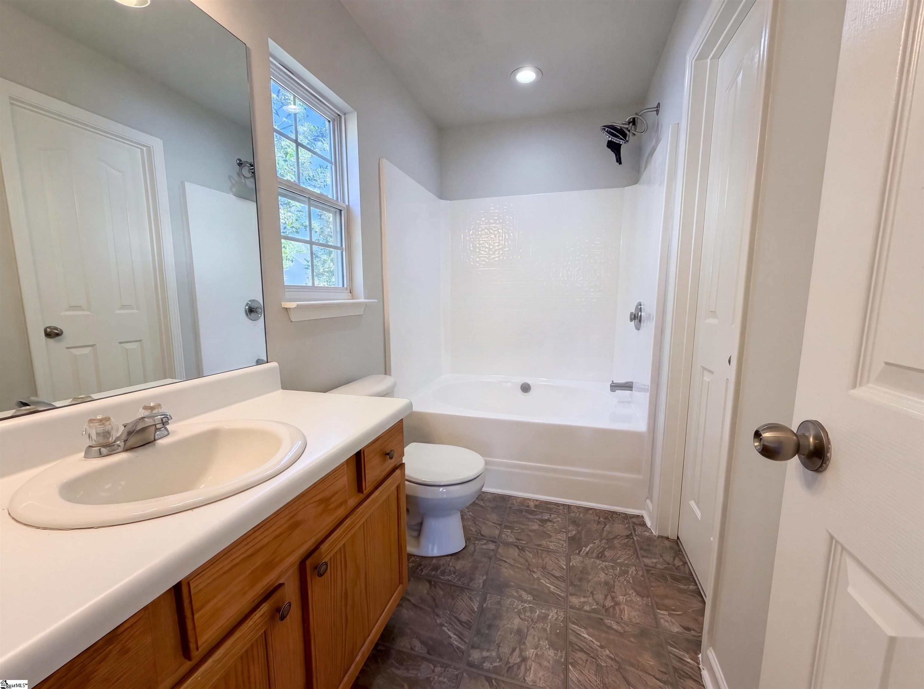 3 Hollow Tree Way Greenville, SC 29605 - Photo 16 of 19