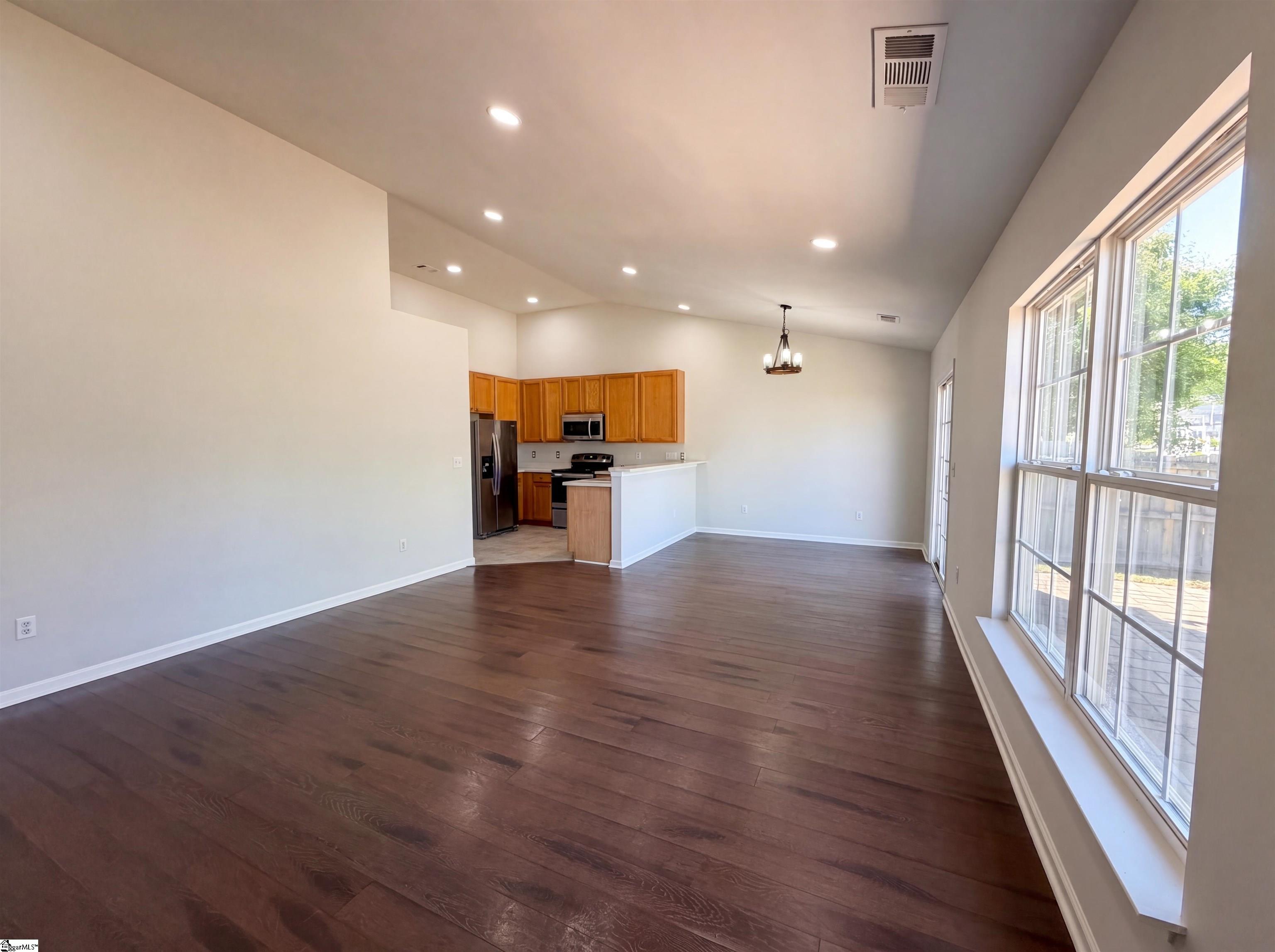 3 Hollow Tree Way Greenville, SC 29605 - Photo 8 of 19