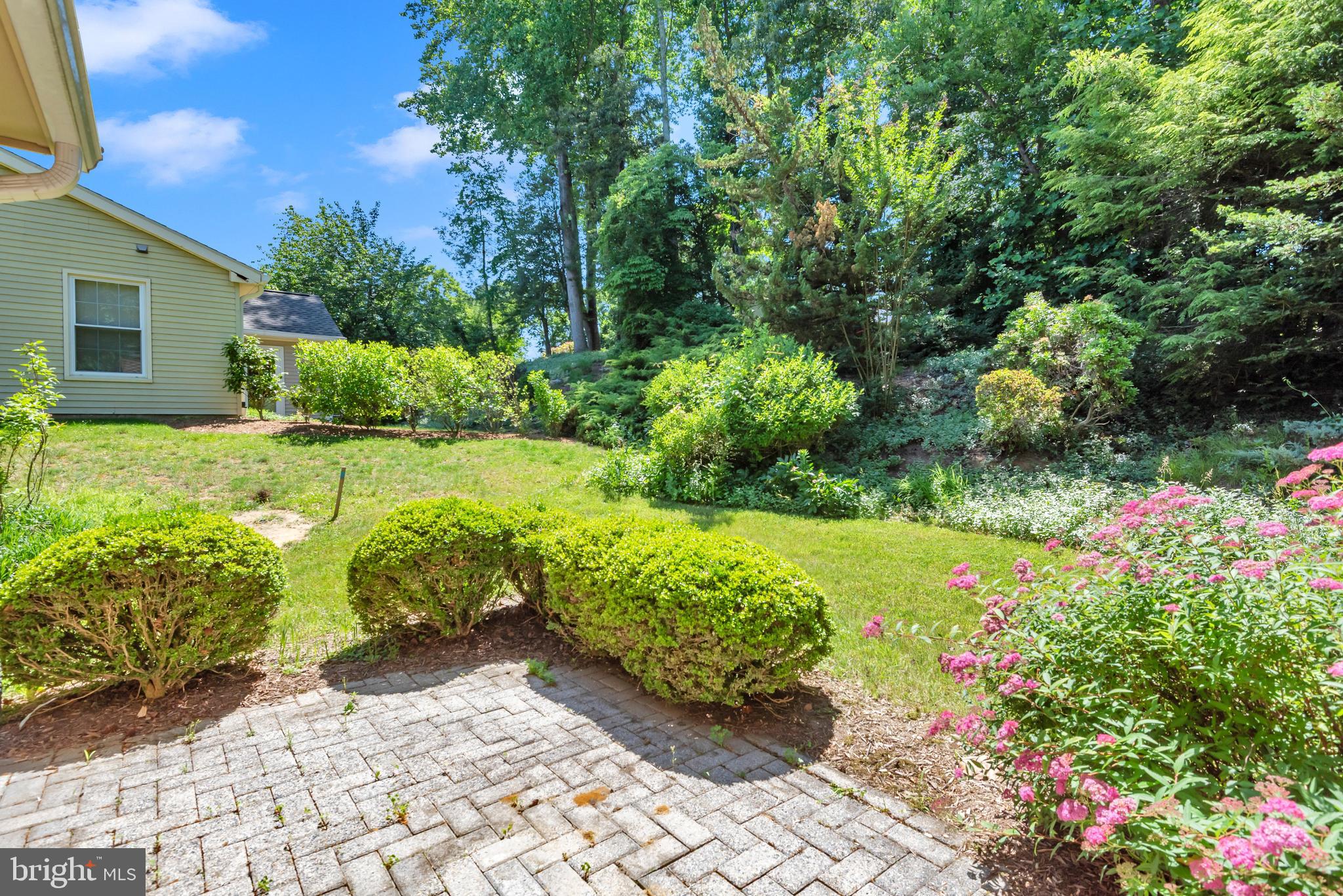 852 Woodmont Road Annapolis, MD 21401 - Photo 5 of 37