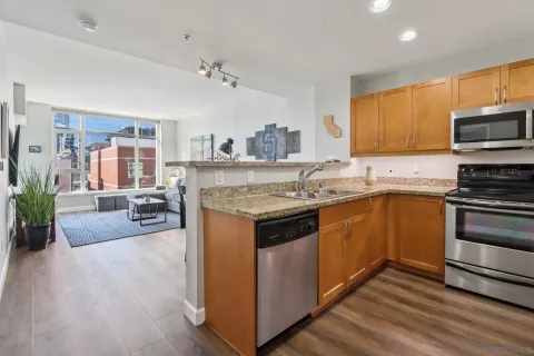 $599,900 | 427 Ninth Avenue, Unit 504, San Diego, CA 92101