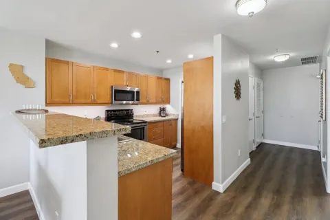 $599,900 | 427 Ninth Avenue, Unit 504, San Diego, CA 92101
