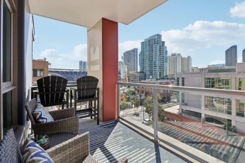 $599,900 | 427 Ninth Avenue, Unit 504, San Diego, CA 92101