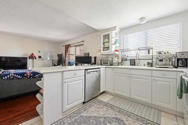 $539,000 | 155 Rosebay Drive, Unit 42, Encinitas, CA 92024