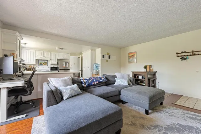 $539,000 | 155 Rosebay Drive, Unit 42, Encinitas, CA 92024