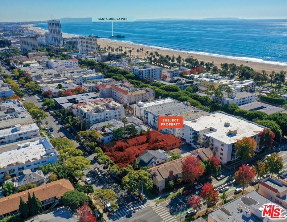814 3rd Street Santa Monica, CA 90403 - Photo 4 of 11 an aerial view of multiple house