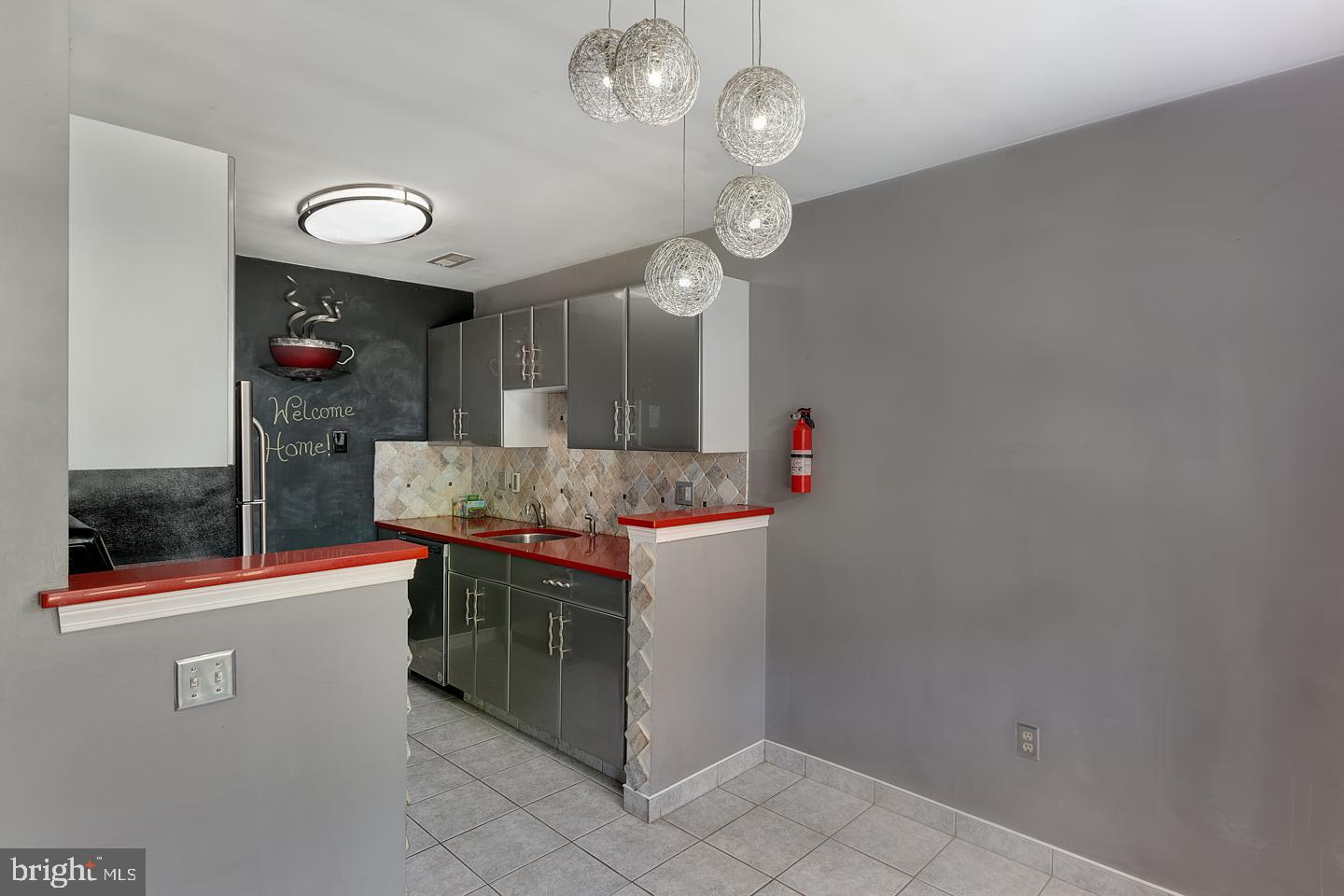 304 Tavistock Road Cherry Hill, NJ 08034 - Photo 8 of 20 Gallery Image 8