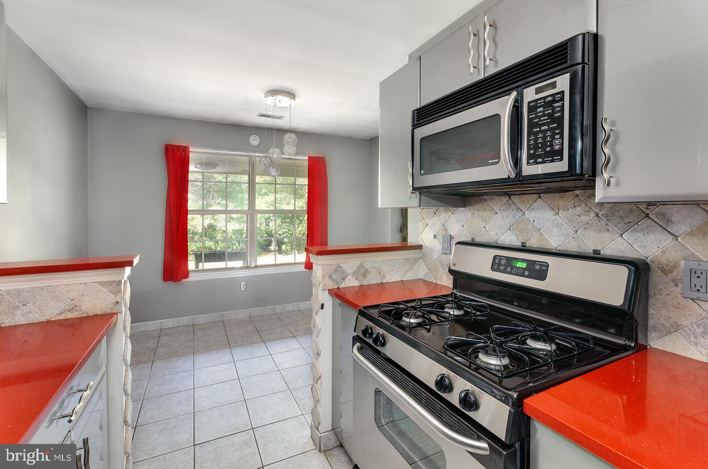304 Tavistock Road Cherry Hill, NJ 08034 - Photo 9 of 20 Gallery Image 9