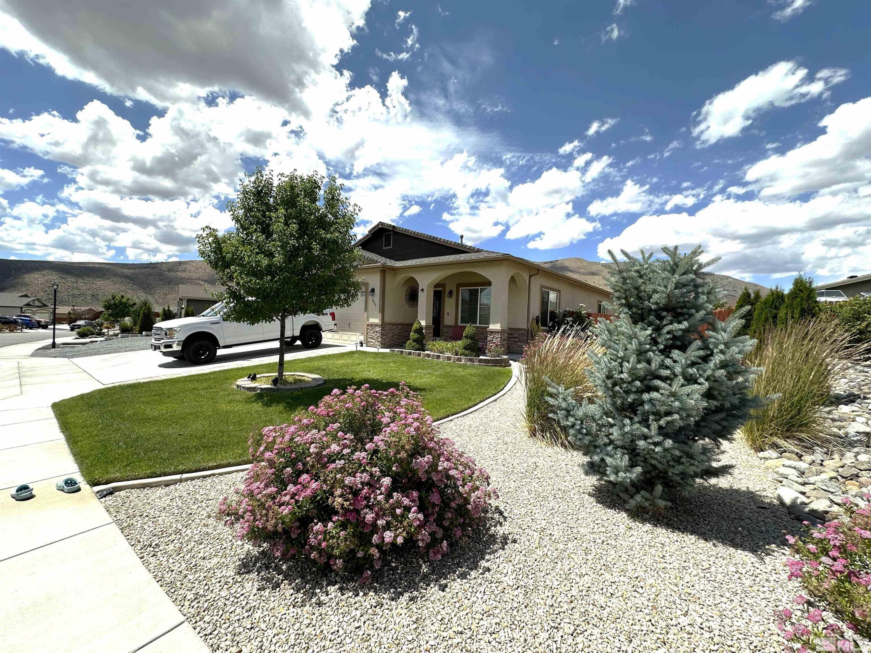 18555 Pequeno Court Reno, NV 89508 - Photo 5 of 26 Photo 5