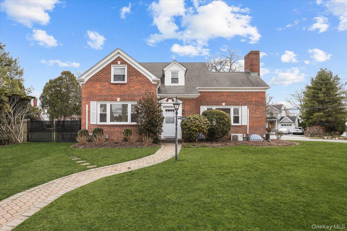 10 Madison Road Scarsdale, NY 10583 - Photo 1 of 31