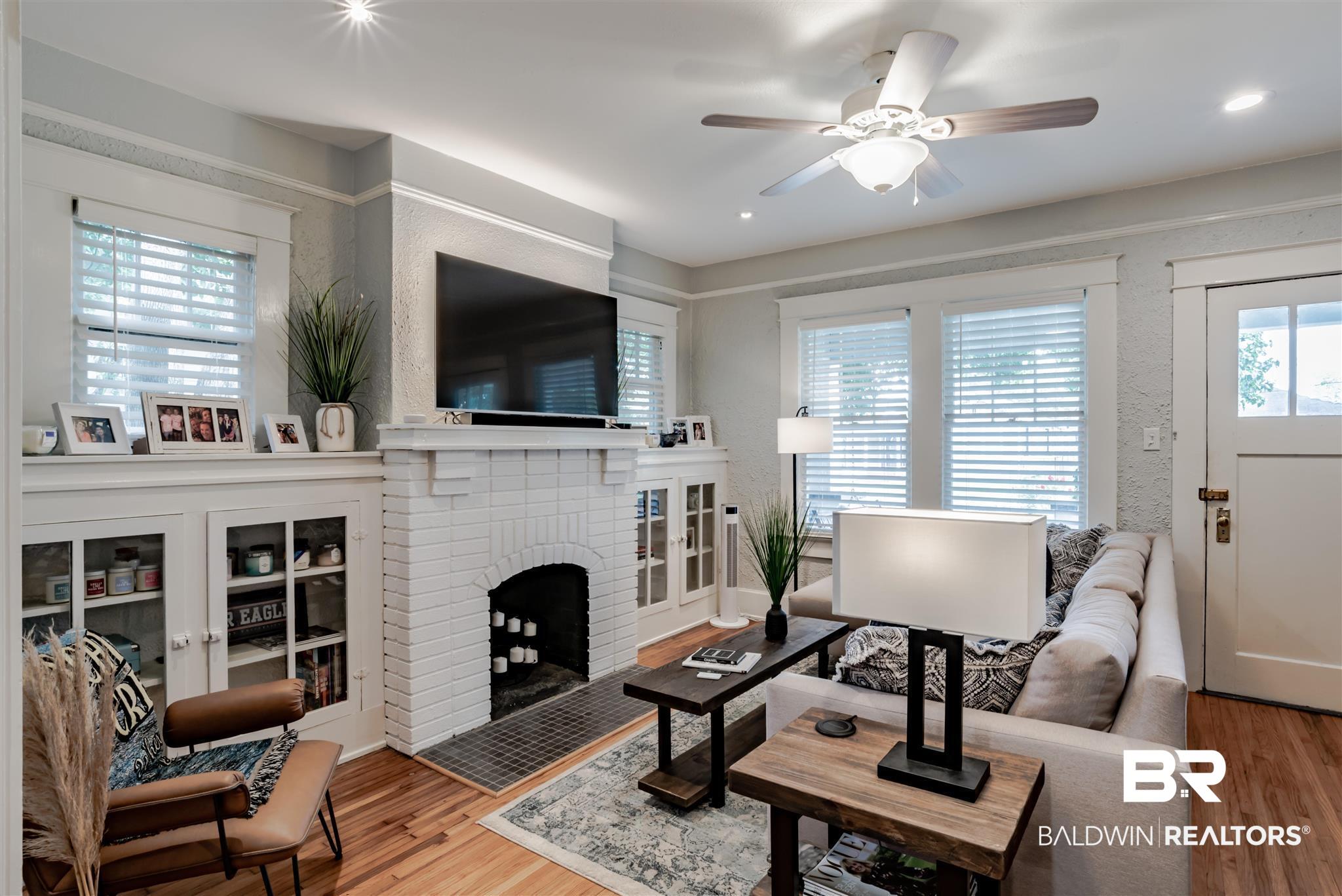 164 Williams Street Mobile, AL 36606 - Photo 2 of 32