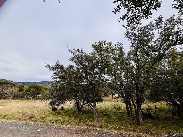 $150,000 | 31 Tequila Sunrise, Concan, TX 78838
