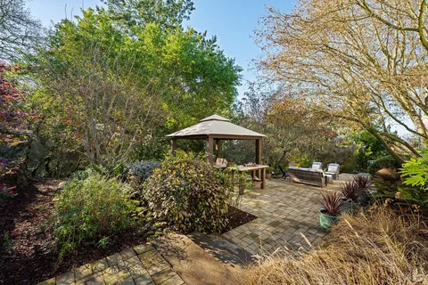 $1,795,000 | 3696 Newbury Court, Santa Rosa, CA 95404