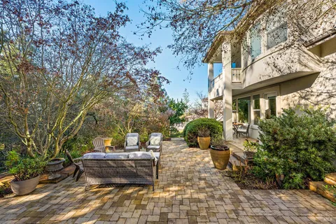 $1,695,000 | 3696 Newbury Court, Santa Rosa, CA 95404