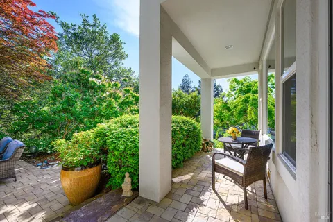 $1,695,000 | 3696 Newbury Court, Santa Rosa, CA 95404