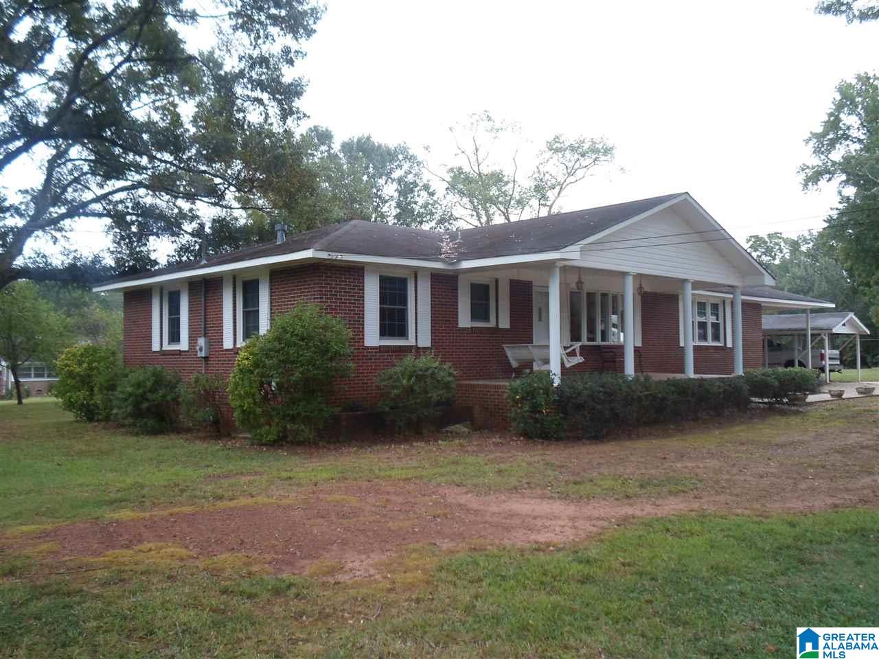 423 Hutto Hill Road Anniston, AL 36201 - Photo 2 of 38