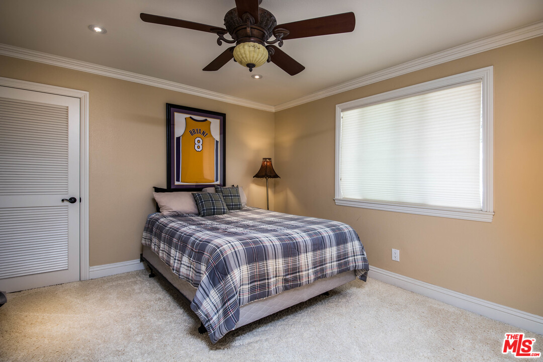 4348 Roxbury Street Simi Valley, CA 93063 - Photo 14 of 25