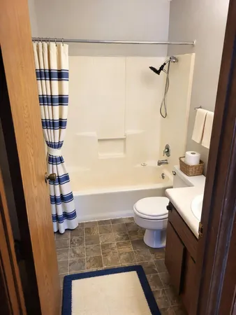 $830 | 124 4th Avenue, Unit 8, Miltona, MN 56354