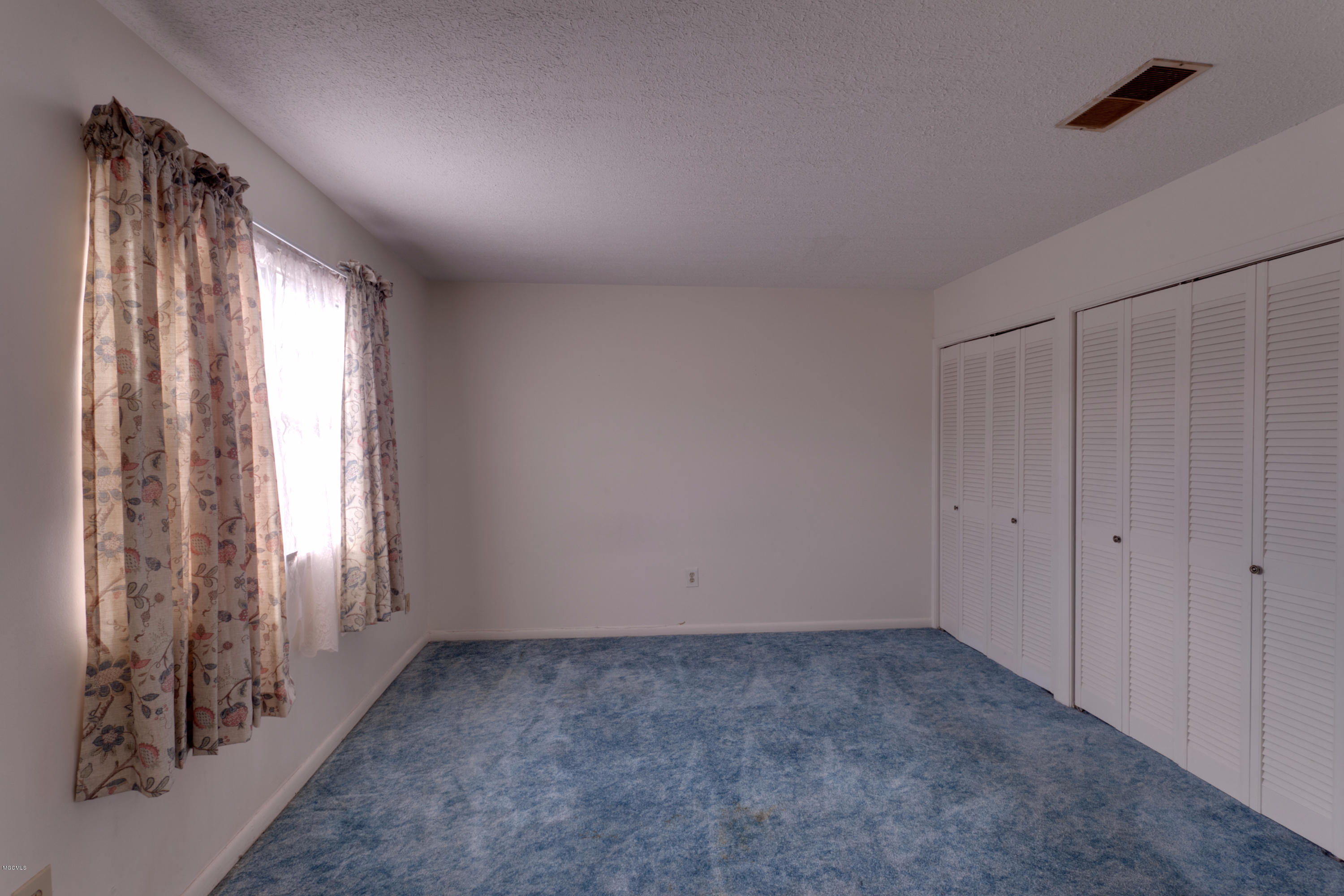 928 Courthouse Road, Unit 31 Gulfport, MS 39507 - Photo 7 of 11 IMG_7592