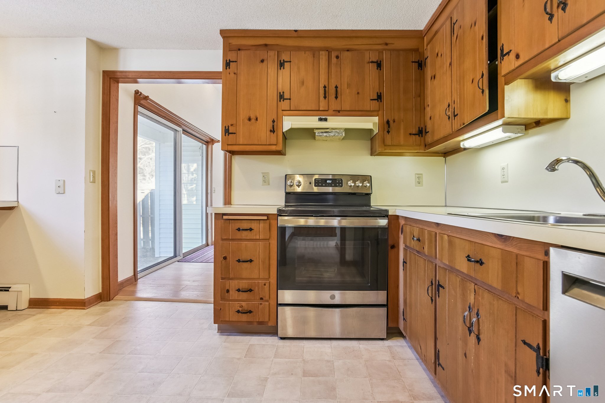 167 Ingham Hill Road Old Saybrook, CT 06475 - Photo 11 of 31