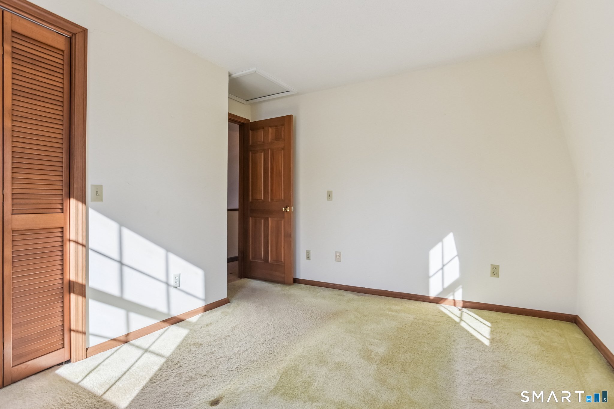 167 Ingham Hill Road Old Saybrook, CT 06475 - Photo 19 of 31