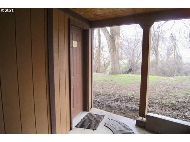 43174 Cupper Creek Road Kimberly, OR 97848 - Photo 17 of 48 a view of a room with a large window
