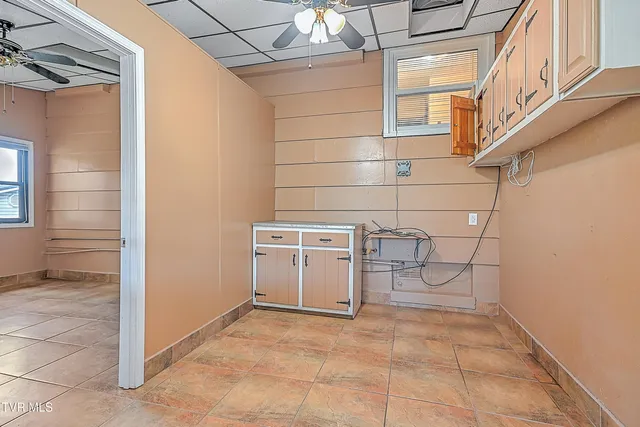 $2,300 | 288 Robin Circle, Unit 7, Bristol, VA 24202