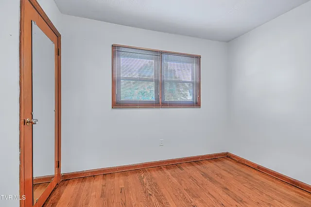 $2,300 | 288 Robin Circle, Unit 7, Bristol, VA 24202