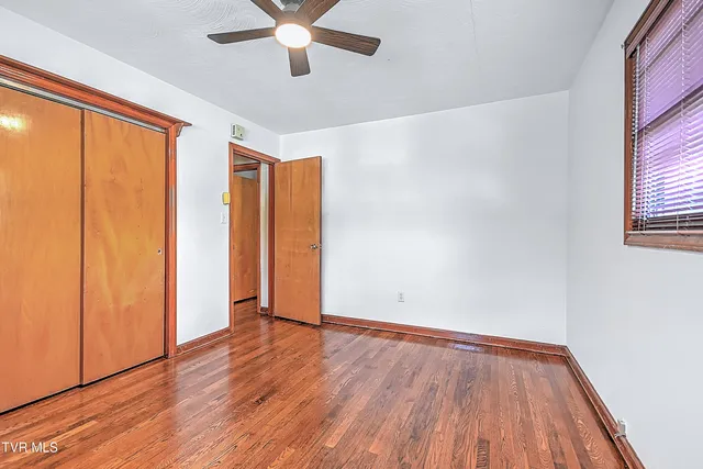 $2,300 | 288 Robin Circle, Unit 7, Bristol, VA 24202