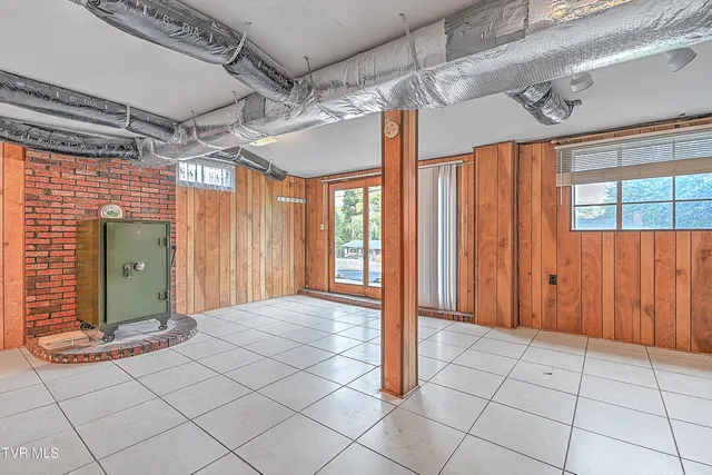 $2,300 | 288 Robin Circle, Unit 7, Bristol, VA 24202