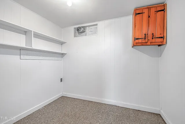 $2,300 | 288 Robin Circle, Unit 7, Bristol, VA 24202