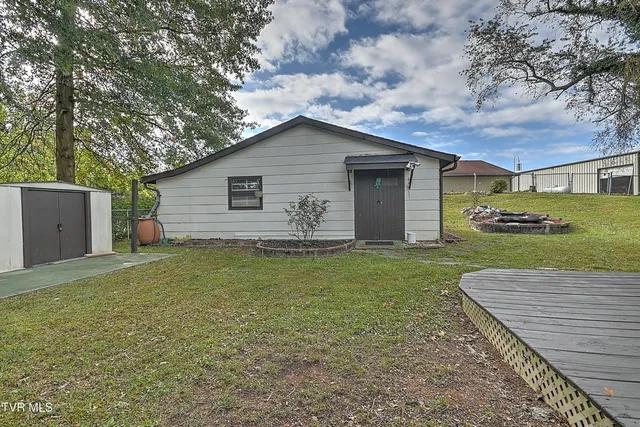 $2,300 | 288 Robin Circle, Unit 7, Bristol, VA 24202