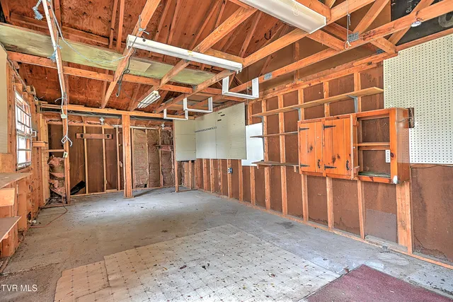 $2,300 | 288 Robin Circle, Unit 7, Bristol, VA 24202