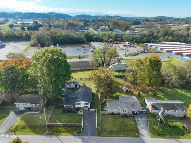 $2,300 | 288 Robin Circle, Unit 7, Bristol, VA 24202