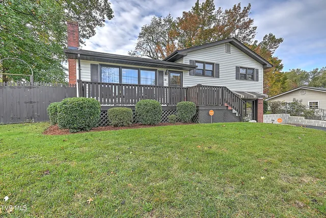 $2,300 | 288 Robin Circle, Unit 7, Bristol, VA 24202