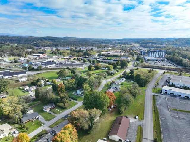 $2,300 | 288 Robin Circle, Unit 7, Bristol, VA 24202