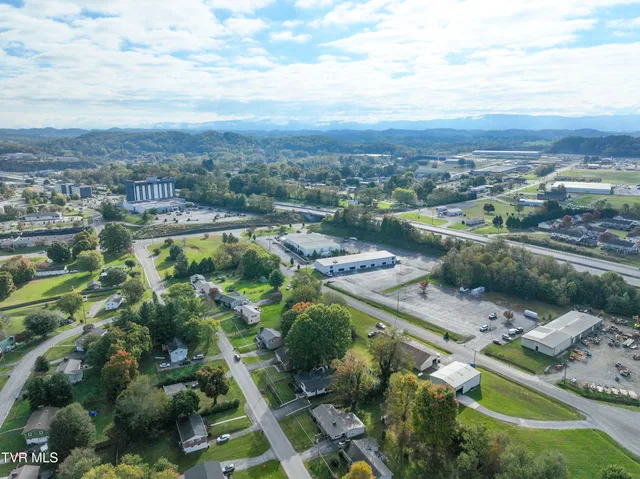 $2,300 | 288 Robin Circle, Unit 7, Bristol, VA 24202