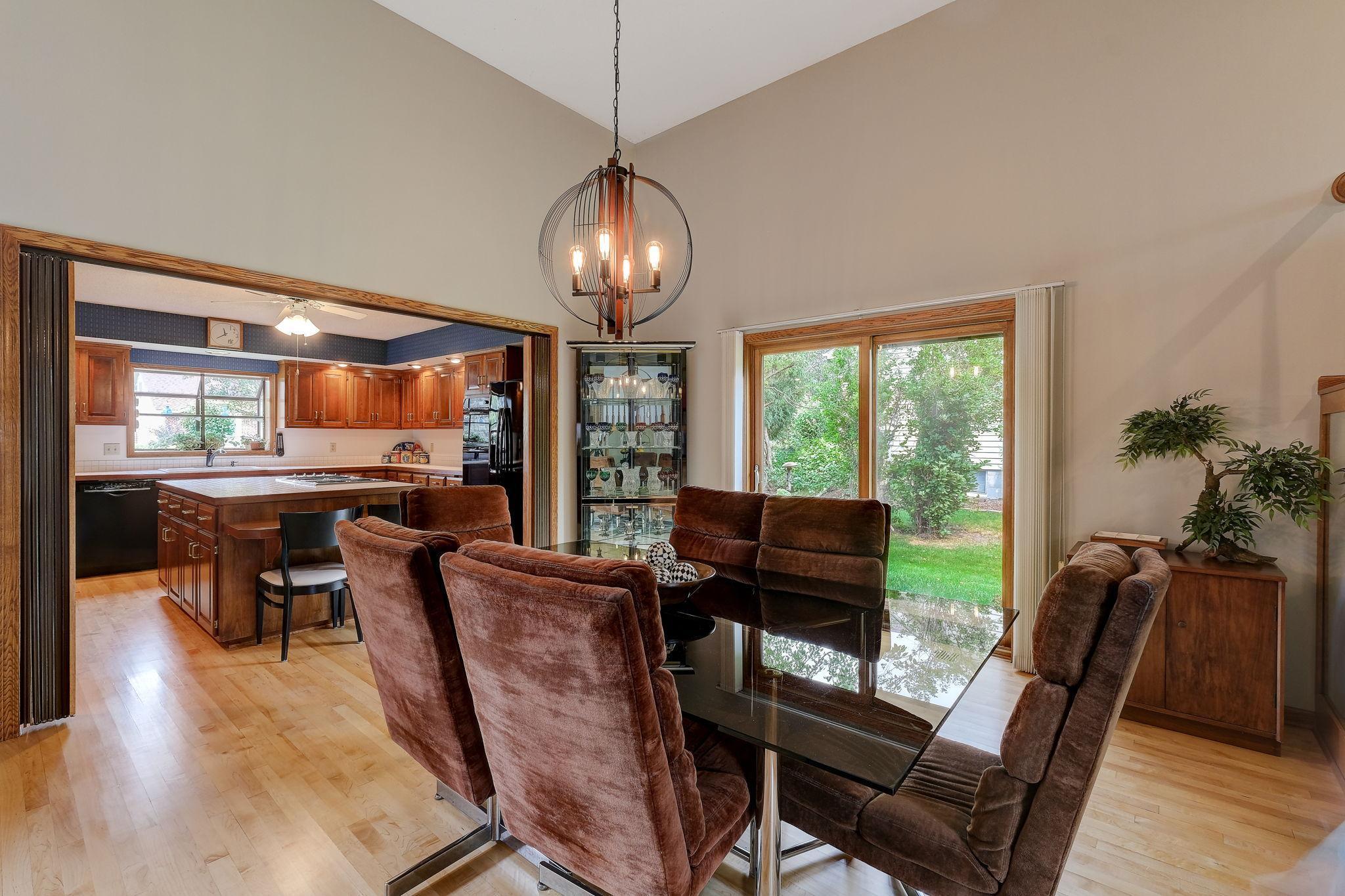 7995 Island Road Eden Prairie, MN 55347 - Photo 11 of 38